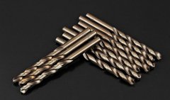 铣刀和钻头的区别？